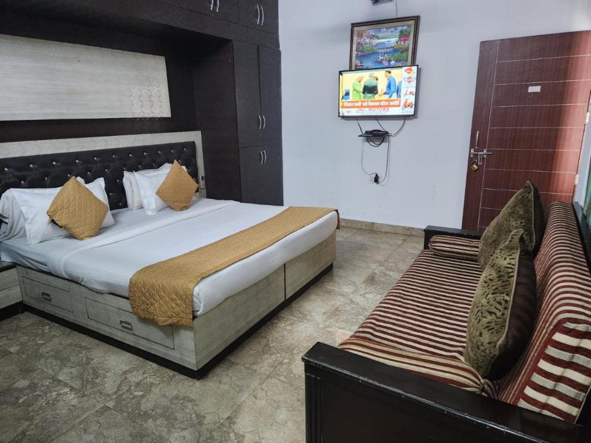ניו דלהי Hotel Cozy Cave מראה חיצוני תמונה